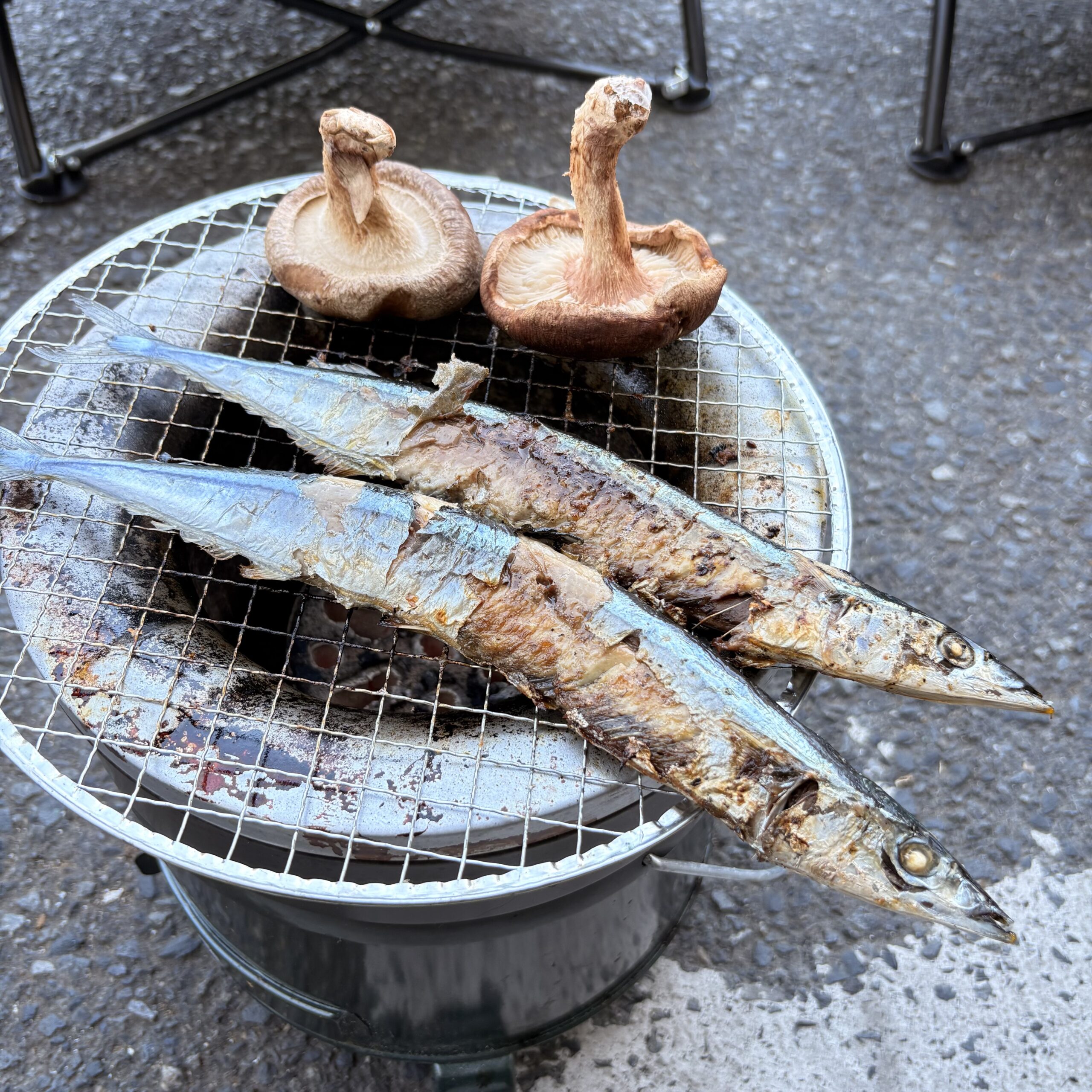 車の修理とバーベキュー　🍖🍖🍖