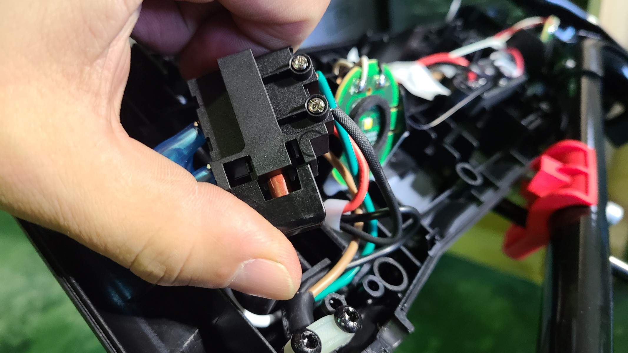 電動除雪機　電源入らない　🙄　