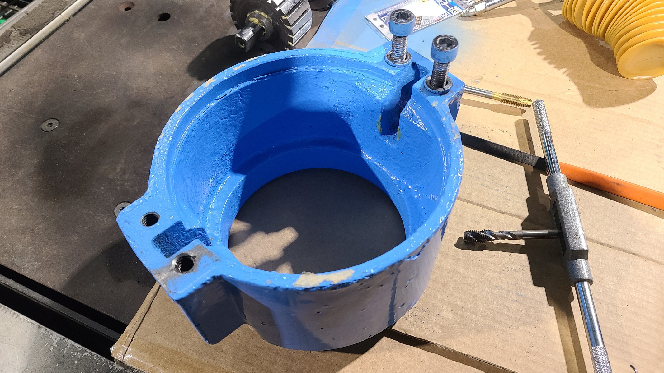 ネジ山怪しい・・・